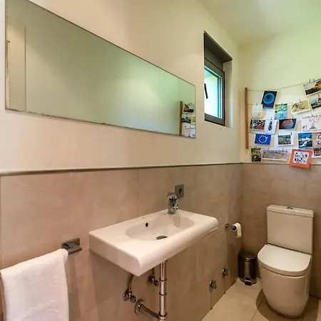 Gestiona2r - Casa Familiar En 4 Jardin Privado