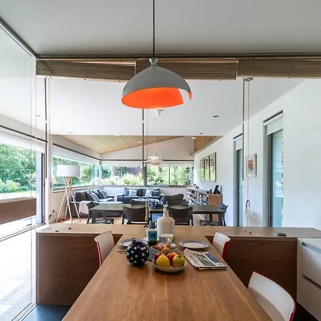 Gestiona2r - Casa Familiar En 4 Jardin Privado