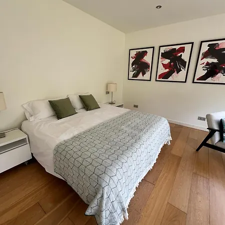 Gestiona2r - Casa Familiar En 4 Jardin Privado *